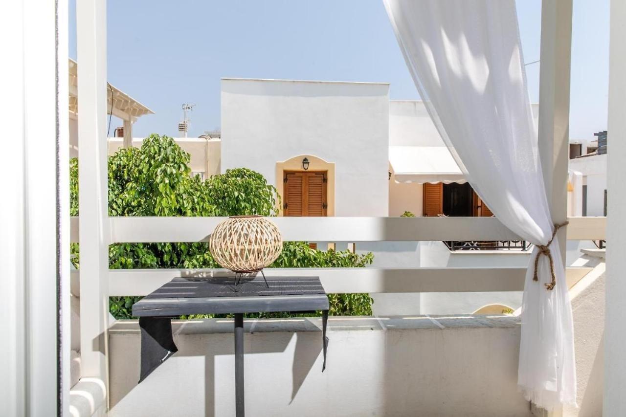 Blue Heart Luxury Suites Naxos City Exterior foto